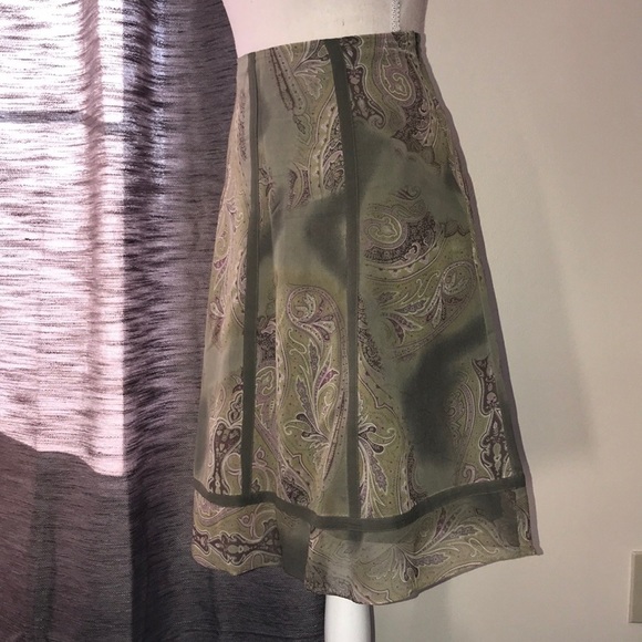 Express Small green and purple paisley A-Line skirt - Picture 1 of 7